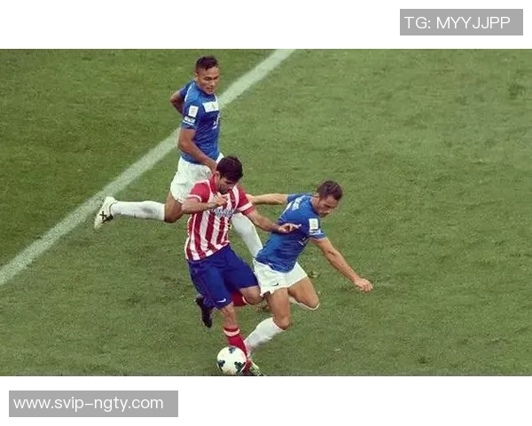 掌握足球后卫技巧与战术提升你的防守能力与比赛表现 掌握足球后卫技巧与战术提升你的防守能力与比赛表现