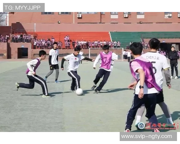 足球少年舞蹈的激情与梦想在绿茵场上交汇的青春旋律 足球少年舞蹈的激情与梦想在绿茵场上交汇的青春旋律